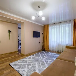 08 Traveler's Choice In The Center Алматы